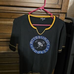 Marvel Black and Gold Short Sleeve Tee
